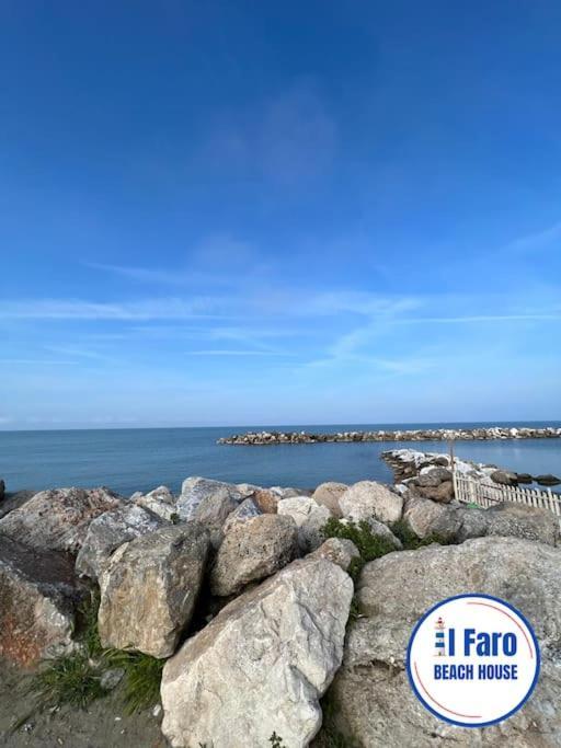 Il Faro Beach House Marina Di Pisa Exterior photo